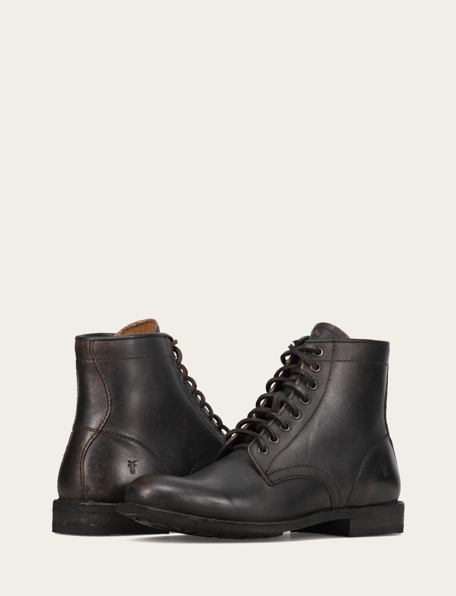 Frye Featured | Men's Antiqued Black Tyler Flex Lace Up Boots