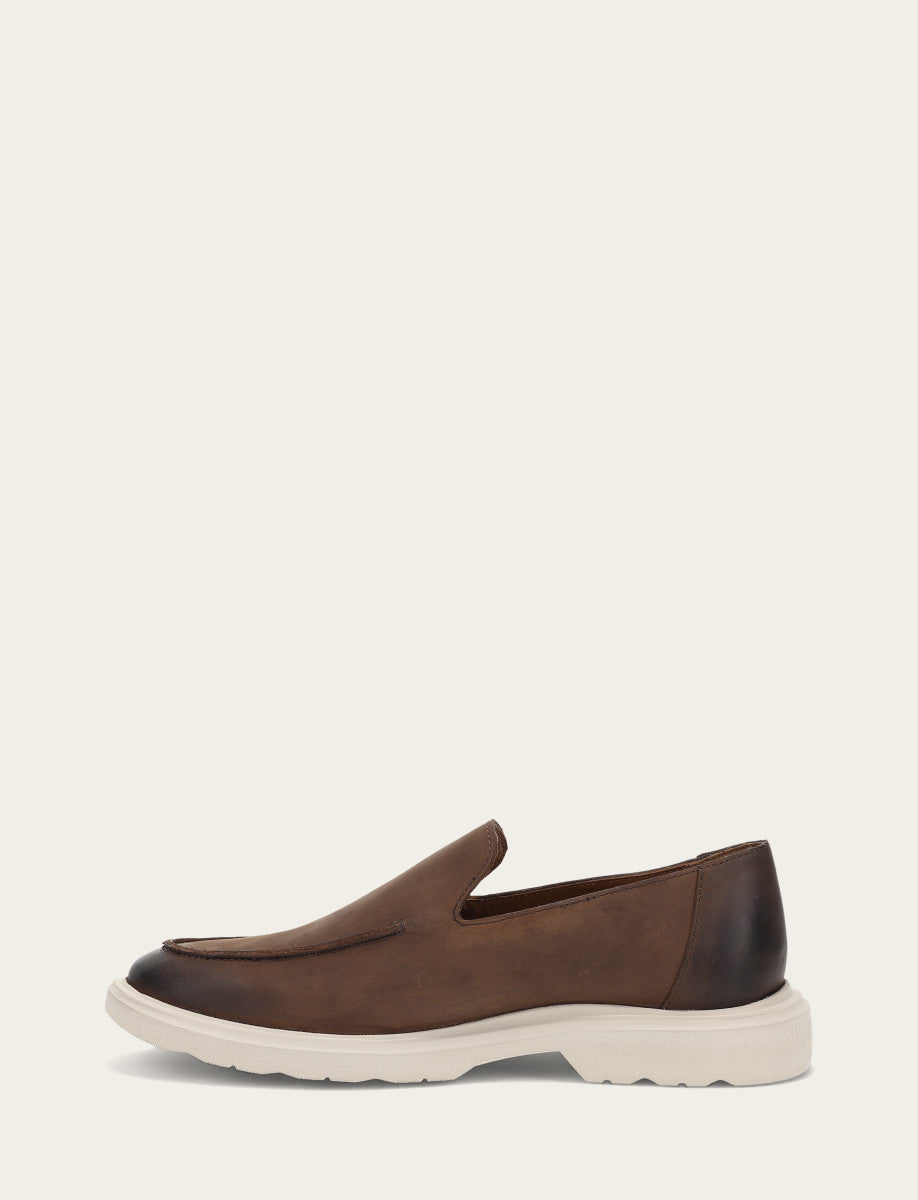 Frye Classic | Men's Chocolate Connor Venetian Loafers