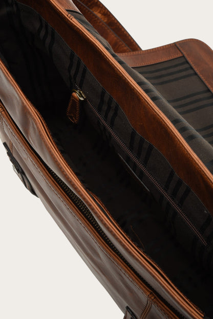Frye Exclusive | Logan Messenger